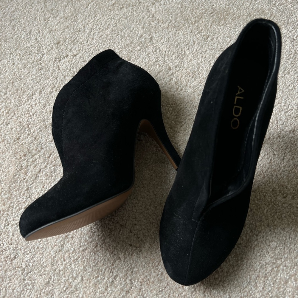 Aldo booties 🖤
